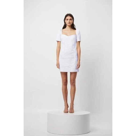Elliatt Dresses & Skirts - 🆕ELLIATT Feminise Mini Dress Textured Puff Sleeve White Small 4